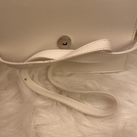 NWT Steve Madden BHAMA Crossbody - w/ Matching Wallet - White - Picture 11 of 15